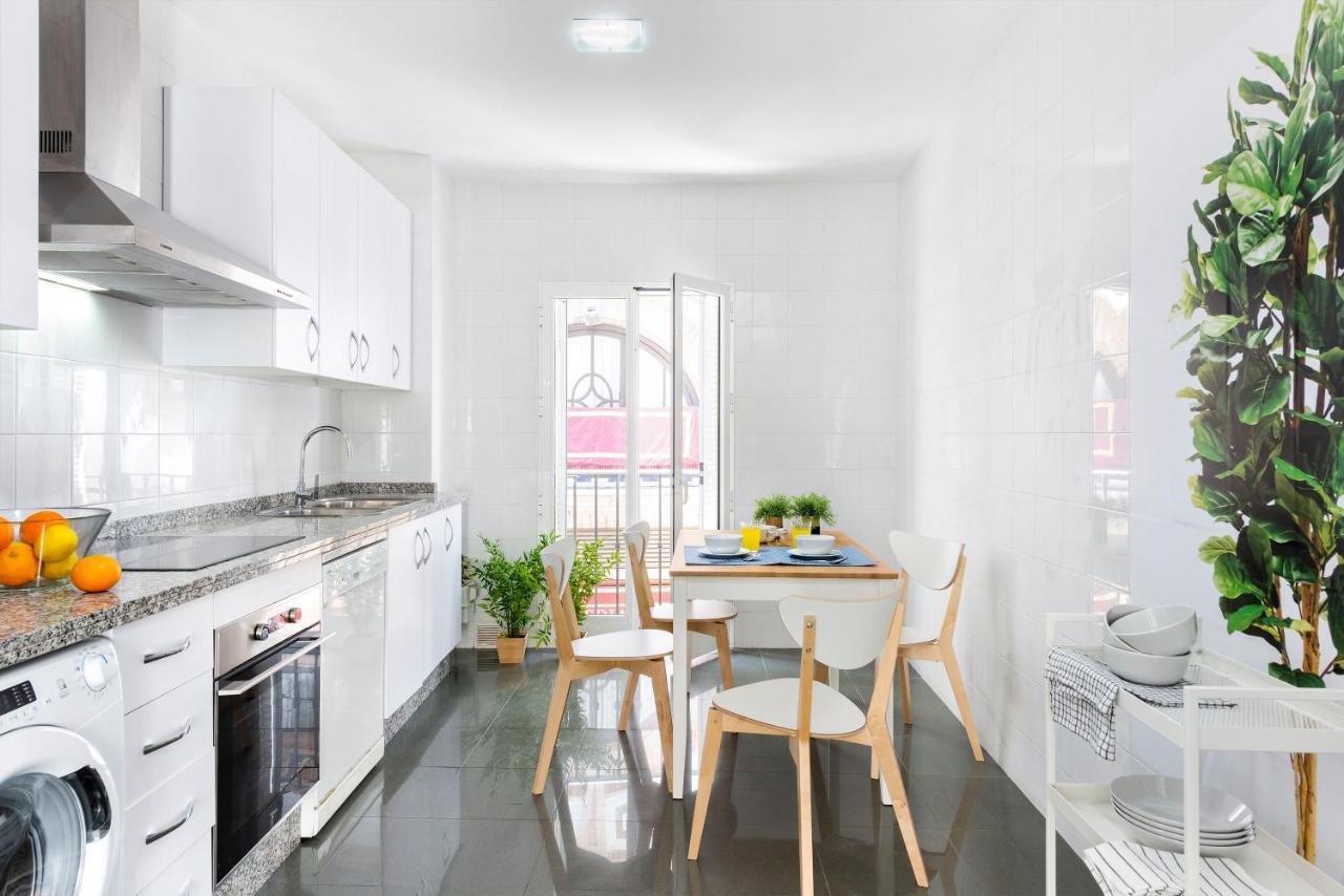 Alohamundi Francos Apartment เซบีญา ภายนอก รูปภาพ